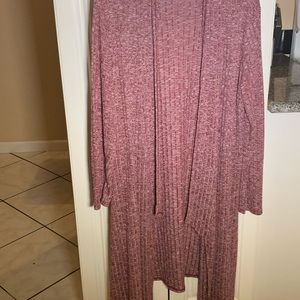 Lightweight mauve layering sweater.  Size M.